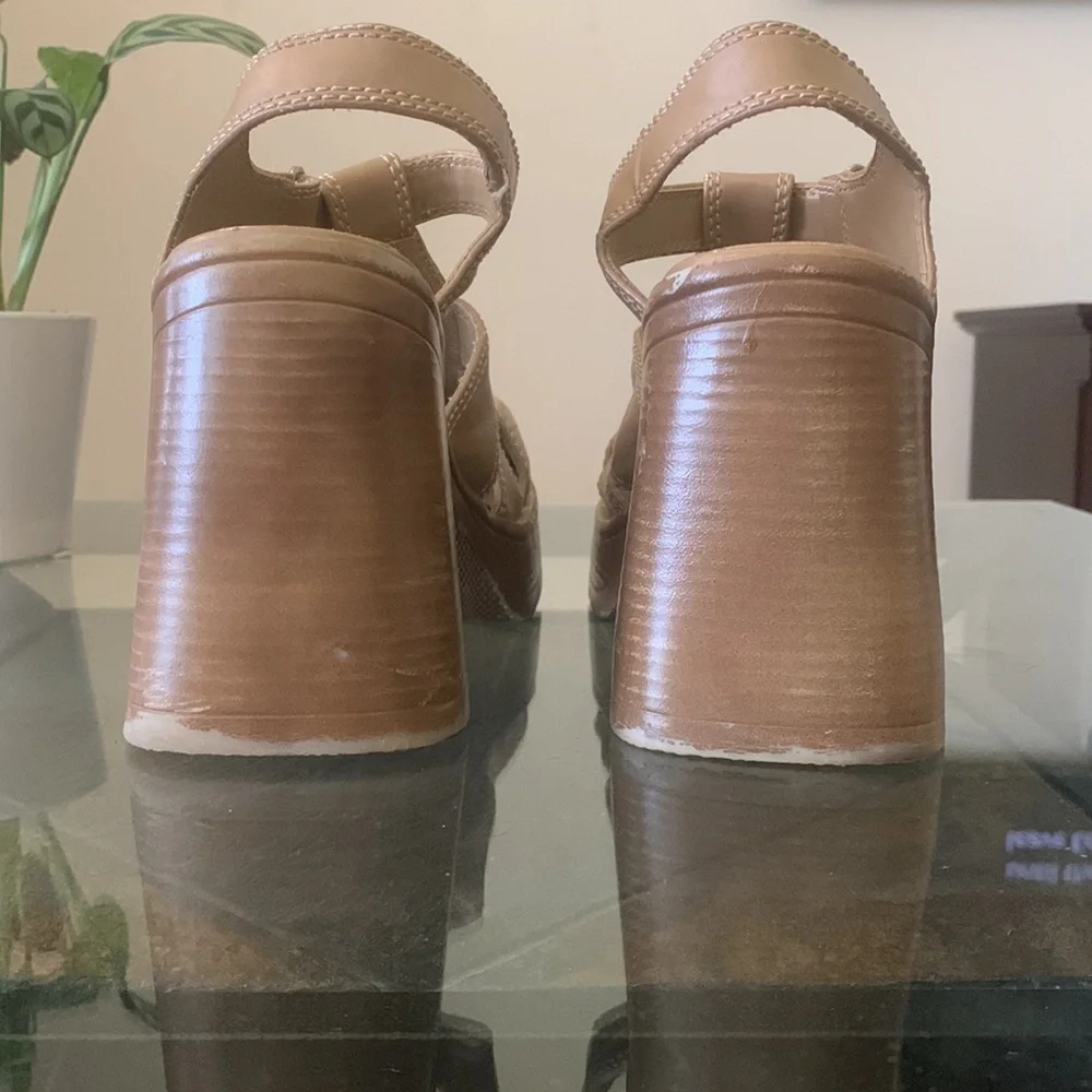 Y2K CLASSIFIED FLARED CHUNKY HEEL SANDALS